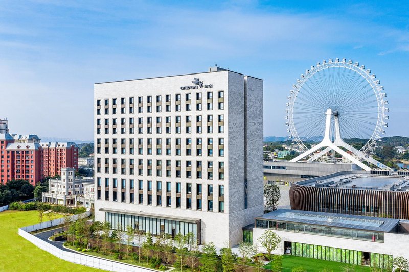 GIRDEAR HOTEL Over view