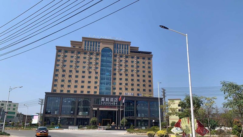 Lifeng Hotel (Dongguan Shipai Ecological Park store) Over view