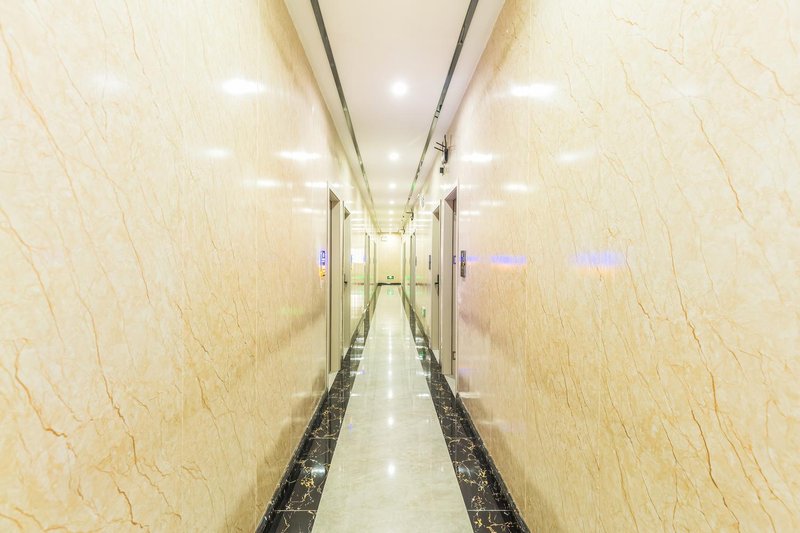 GUANG ZHOU FENG ZE ZHU SU 休闲