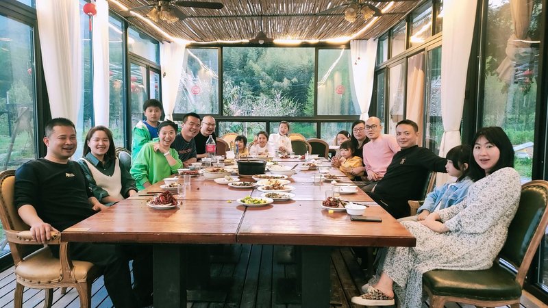 sin tan hillRestaurant