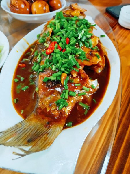 sin tan hillRestaurant